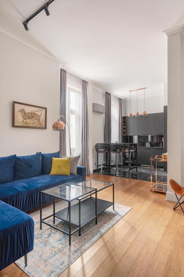 Appartement New High-end 2br With Parking *